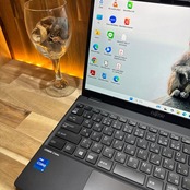 \ 公式ショップ限定価格❣️/ 準美品《最新モデル》富士通 LIFEBOOK U9311/F SSD128GB メモリ4GB 第11世代 フルHD ノートパソコン 安心サポート&3ヶ月保証付き