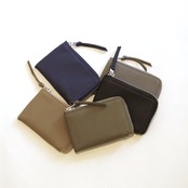 E R A. BUBBLE CALF ZIPPED CARD CASE