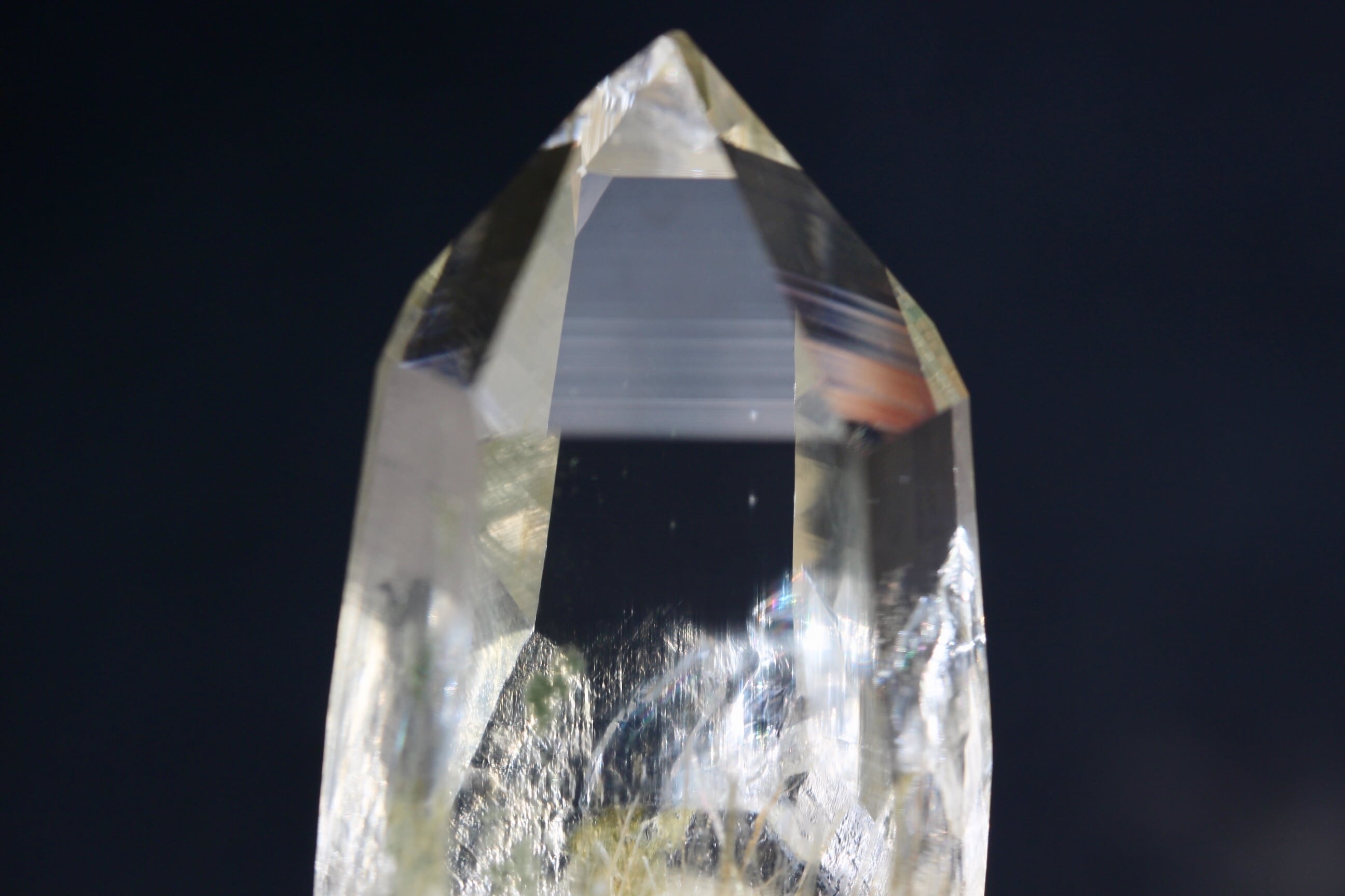 ガネーシュヒマール産 ヒマラヤ水晶 角閃石入り | 石垣島の夜光貝