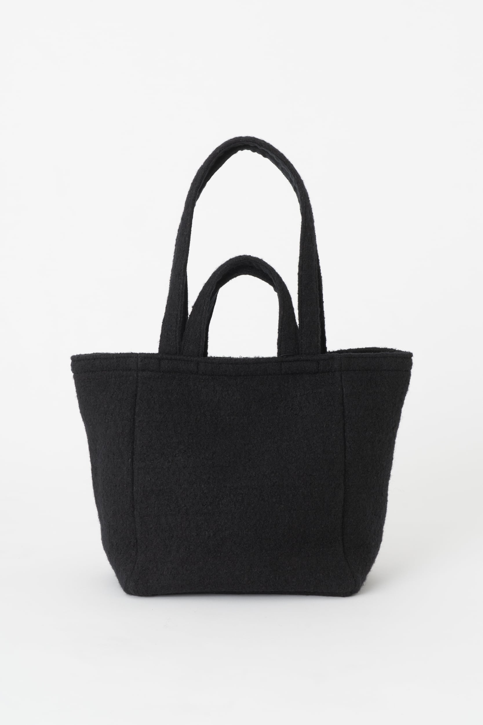 Aeta バッグ　ユニセックス Aeta アエタ ダブルフェイス ディア レザー ドローストリング 巾着型