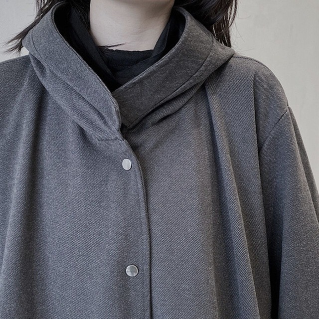 Loose-fitting windbreaker jacket C0578