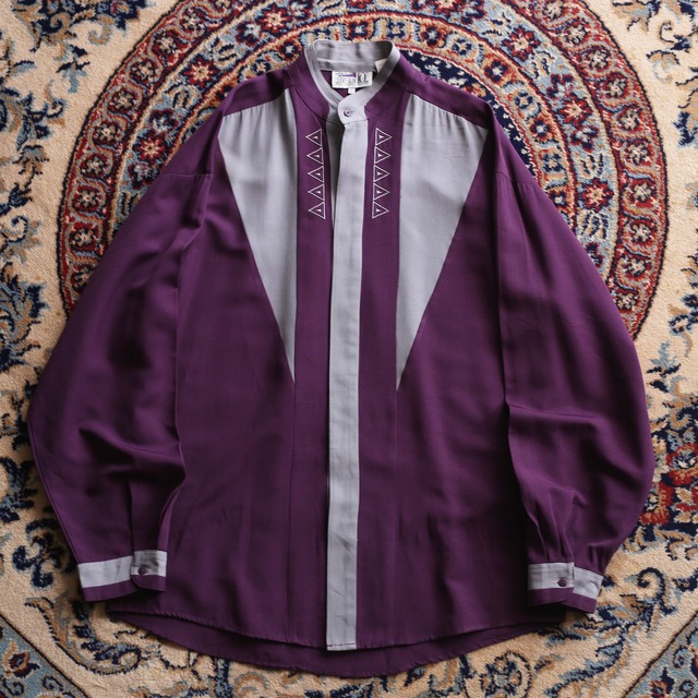 bi-color switching and embroidery l/s band collar shirt