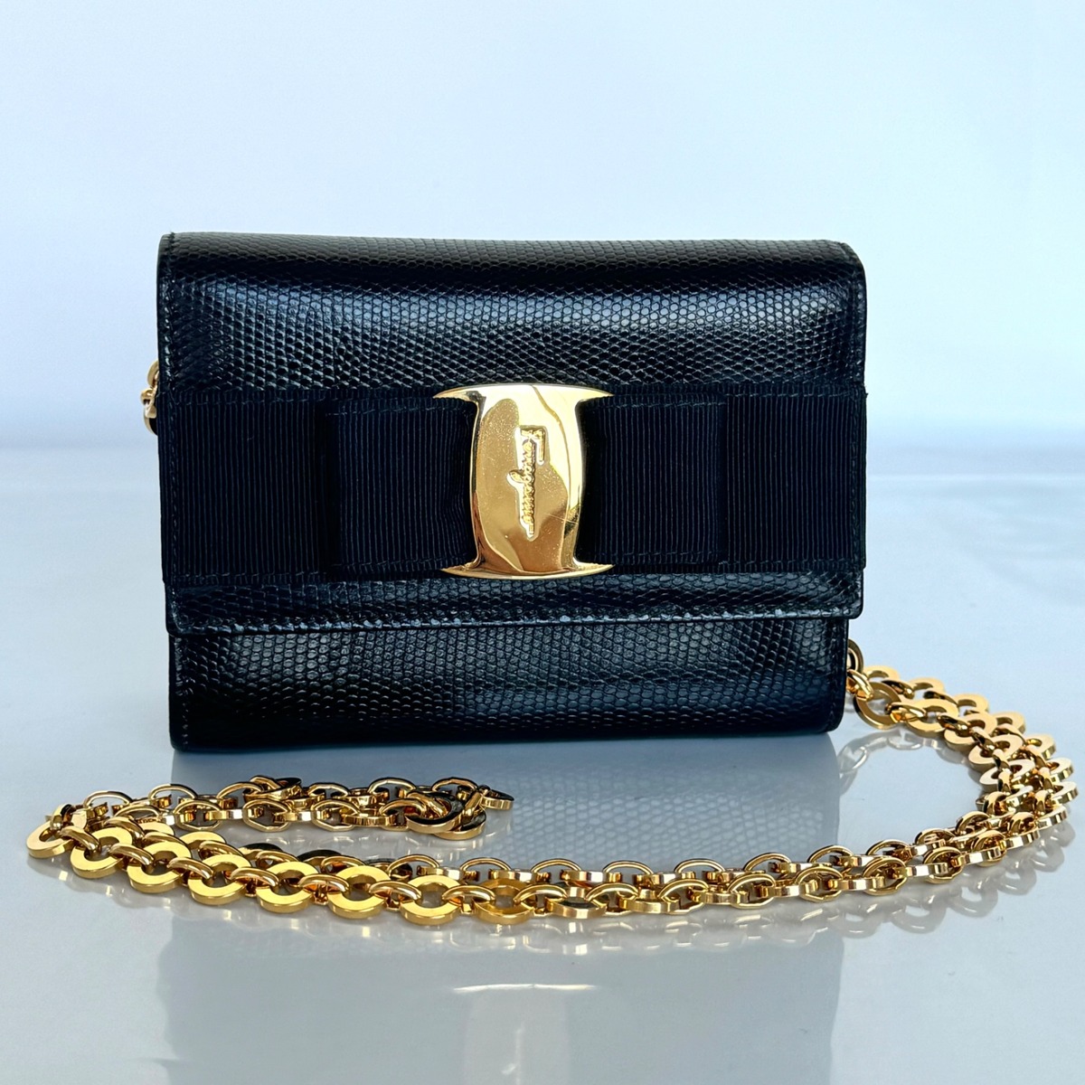 98ec9d9298e48732c4a84909b50e0b  