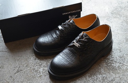 DR.MARTENS × SOPHNET. × END