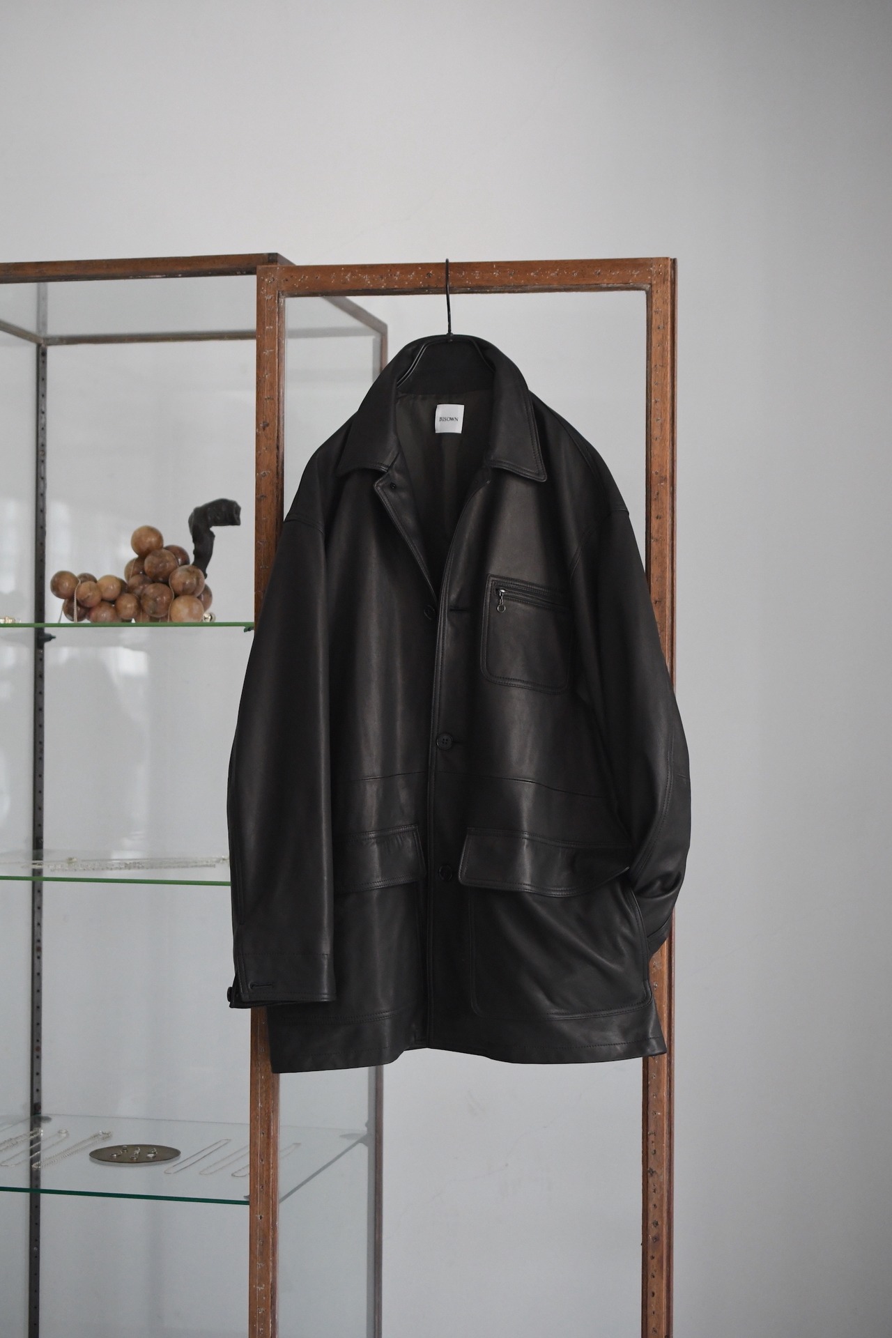 BISOWN / LUMB LEATHER HUNTING JACKET (BLACK)
