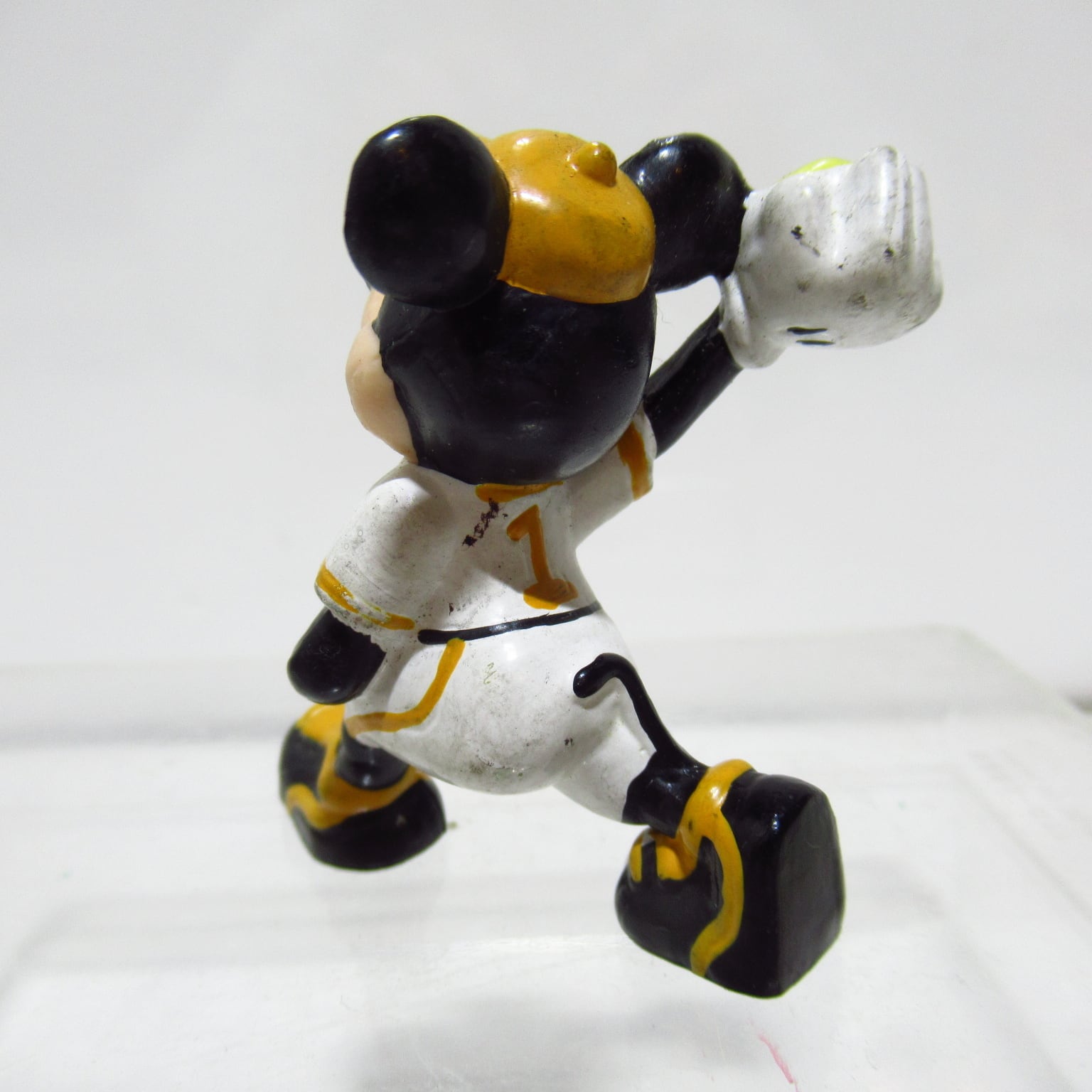 ミッキーマウス 野球 ベースボール PVC フィギュア [&2] | ハチクマ商店