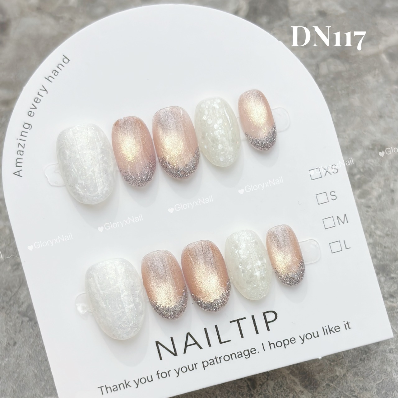 DN117 ネイルチップ　ハンドメイド 長さ選べる　写真はショートオーバル 　サイズXS/S/M/L　ツールキット付き　収納ケースあり　