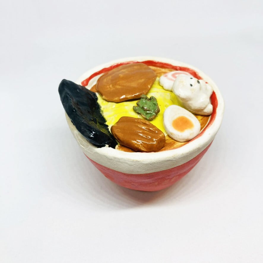 しろくまトッピングラーメン/ すずきたまみ / 陶芸作品