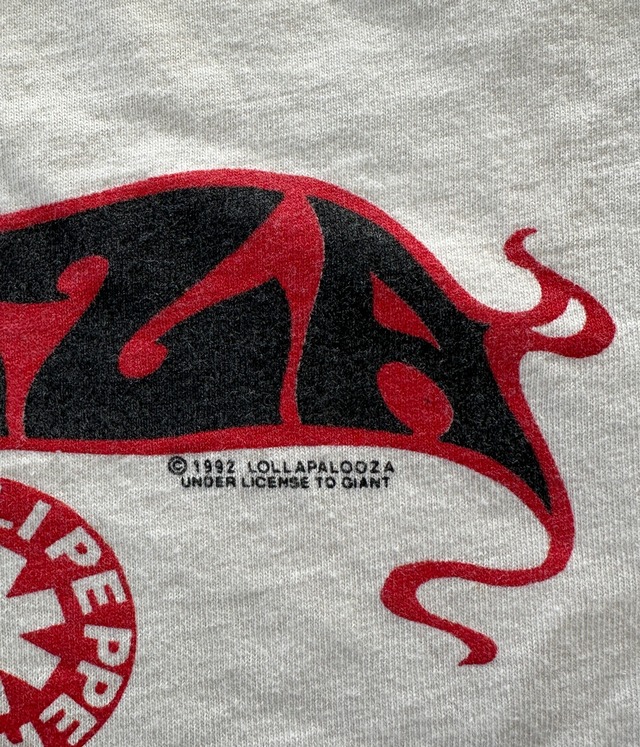 -Lollapalooza- Vintage 90s XL Fes T-shirt Made in USA