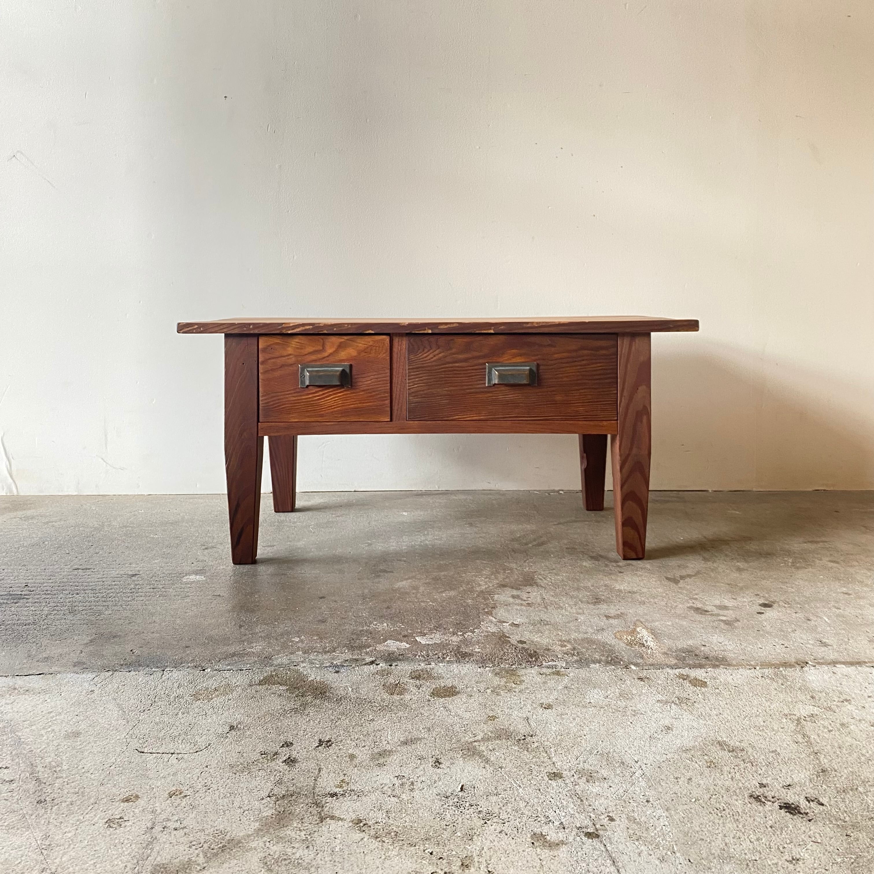 小さいローテーブル　0994