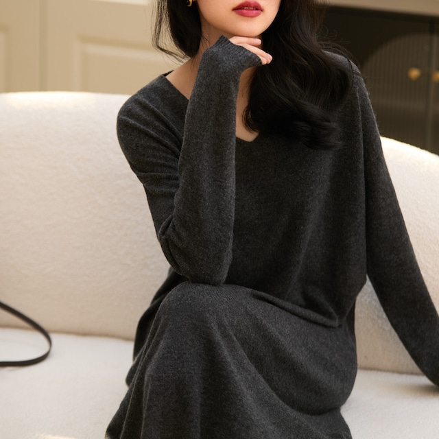 ミモレ丈 Vネック ニットワンピース　2col　H10615