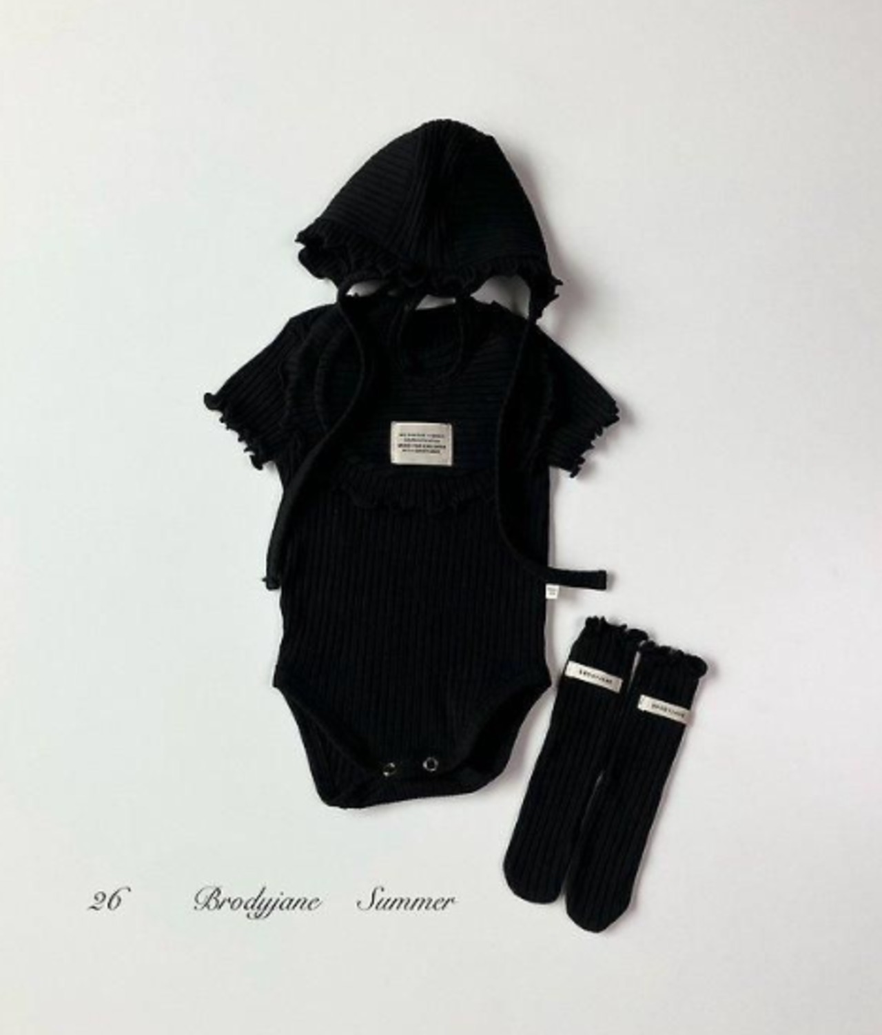 【取寄/韓国直送】Brodyjane 26/SM  ブラックフリル半袖上下セット｜夏服｜韓国子供服