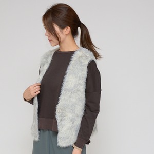 【ふわふわ・もちもち】フェザーモールニットベスト ‐ LEO-24382B オフ‐