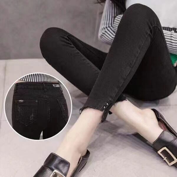 スキニーパンツ