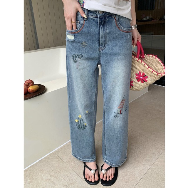 Embroidery straight denim pants　M3012