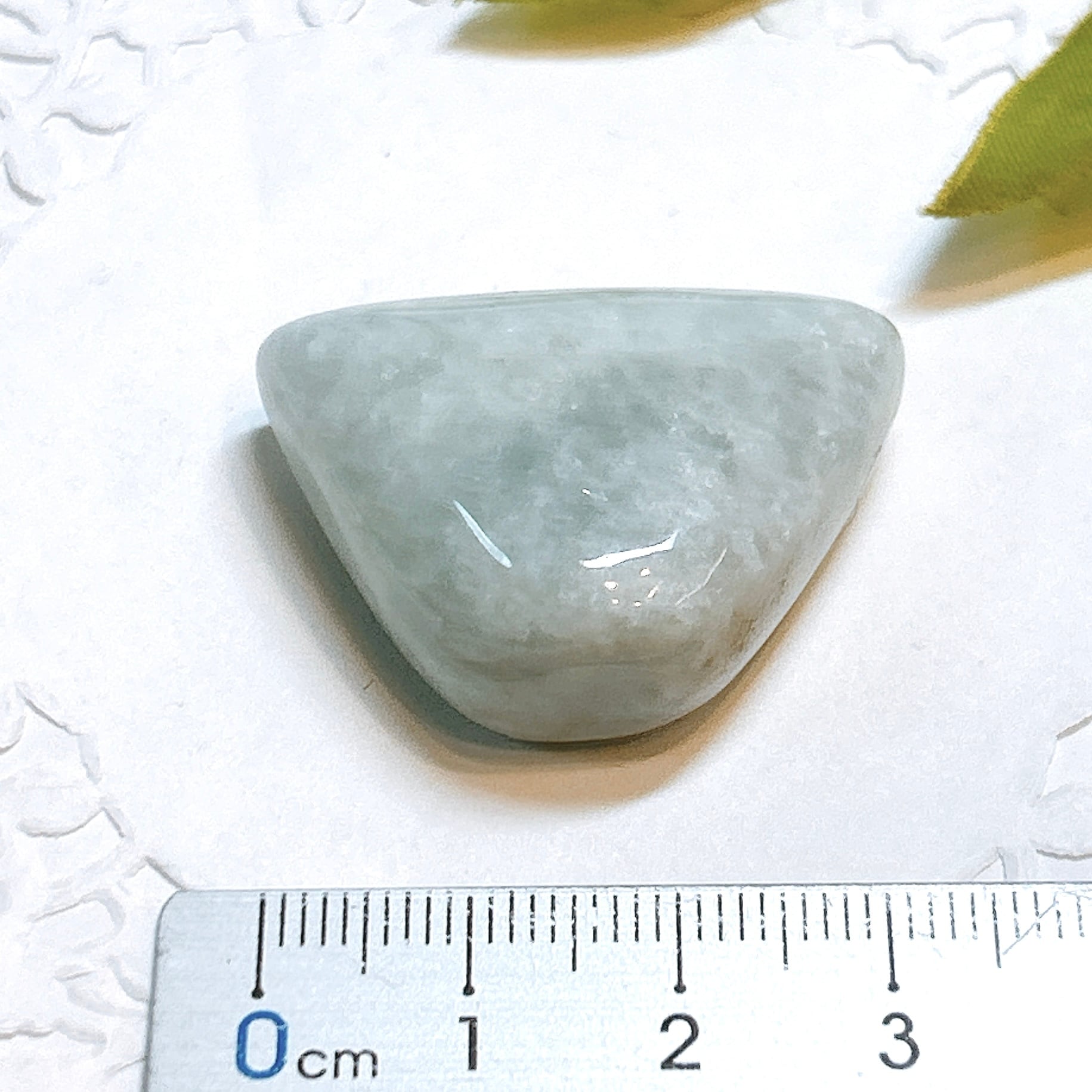 17965】 翡翠 ミャンマー産 ヒスイ ひすい ジェード タンブル 磨き石