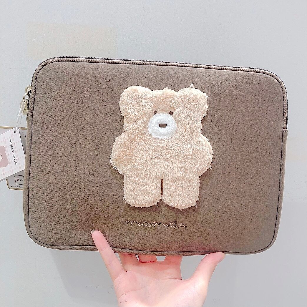 大好評につき再入荷 くまのふわふわタブレットケース ミルクティー 大人ファンシー雑貨店etamo