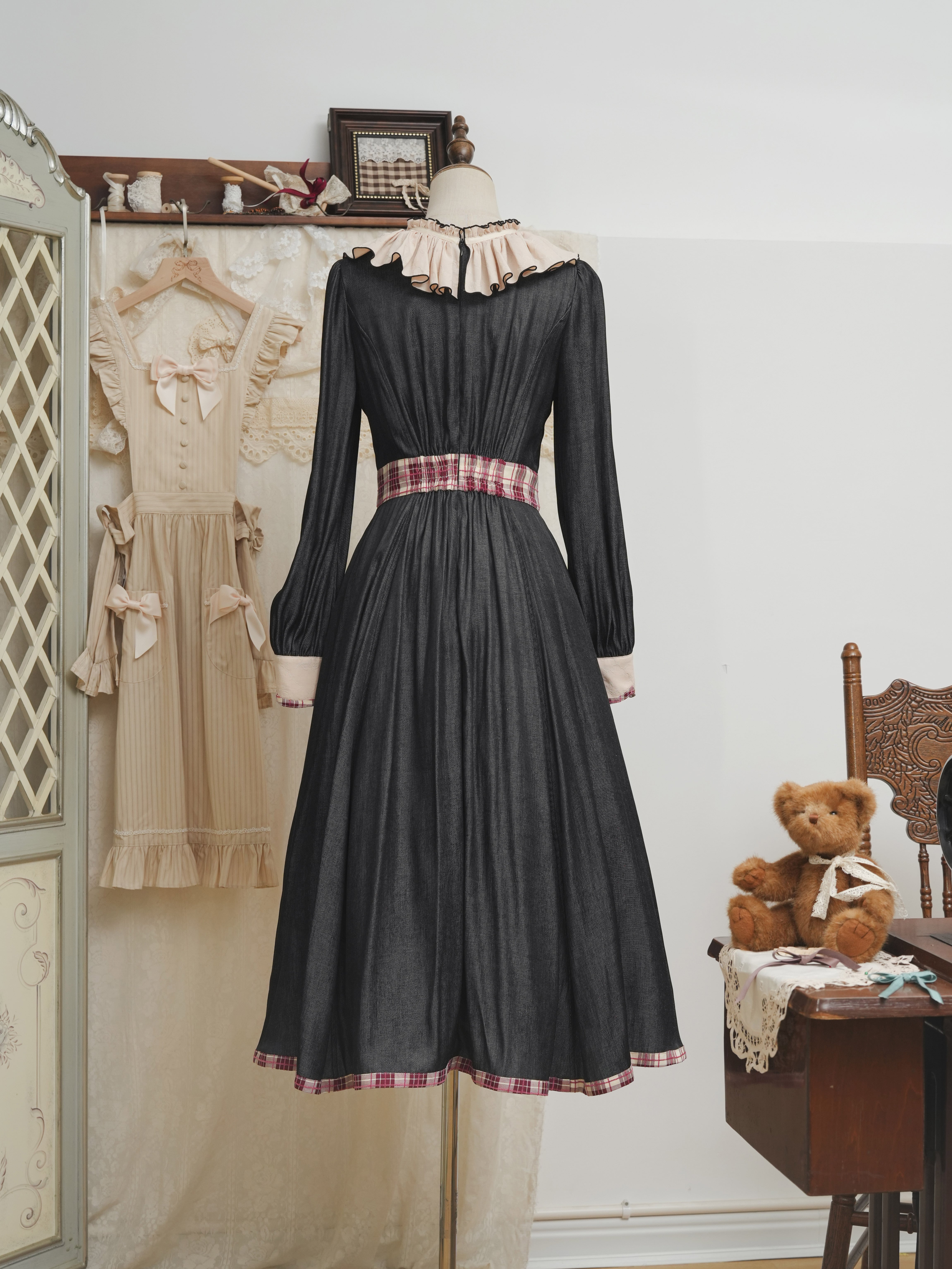 ショコラ・ホリック フリルカラーロングワンピース | HoshibakoWorks