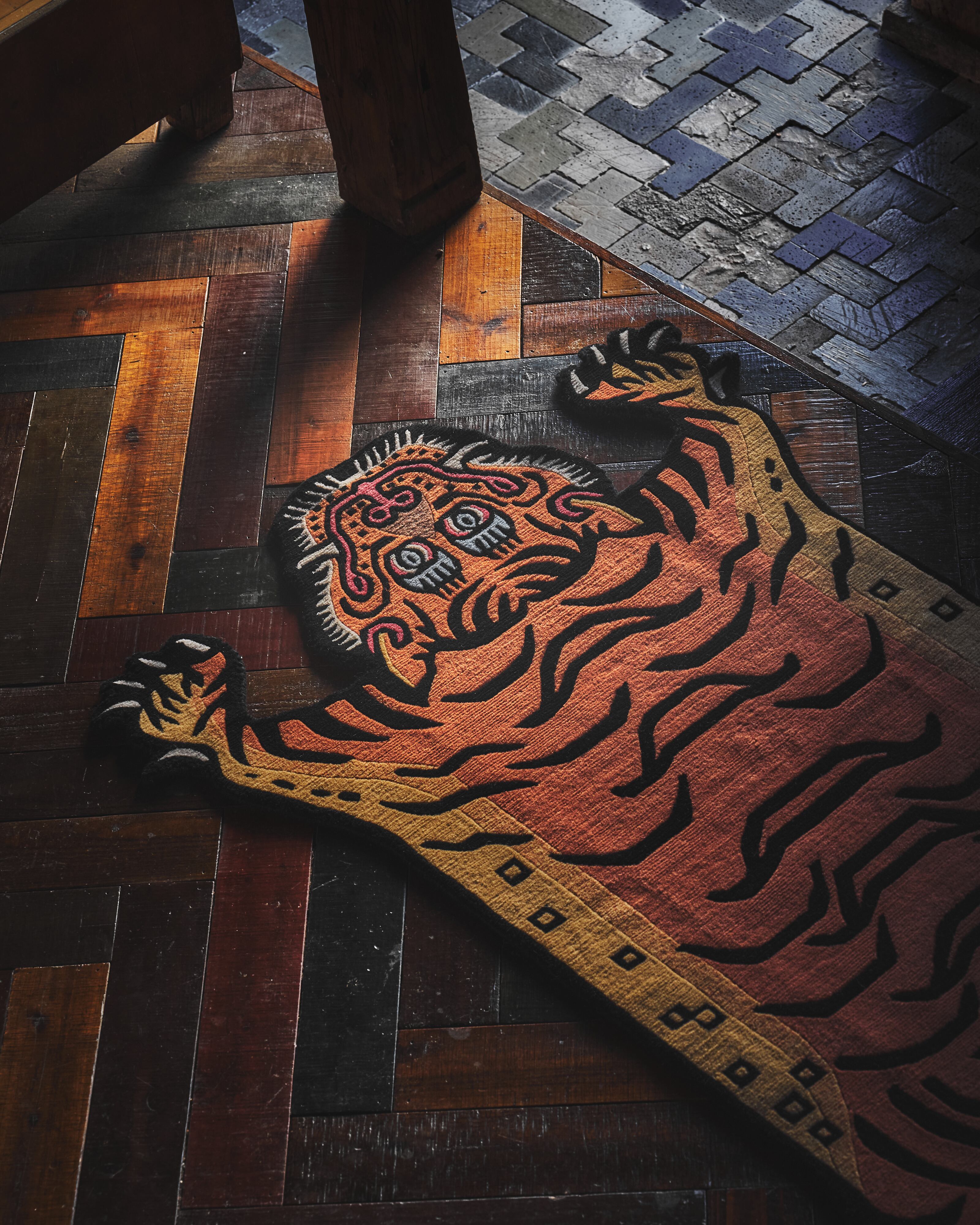Tibetan Tiger Rug 《Mサイズ•ウール・オリジナル3・クラシックカラー