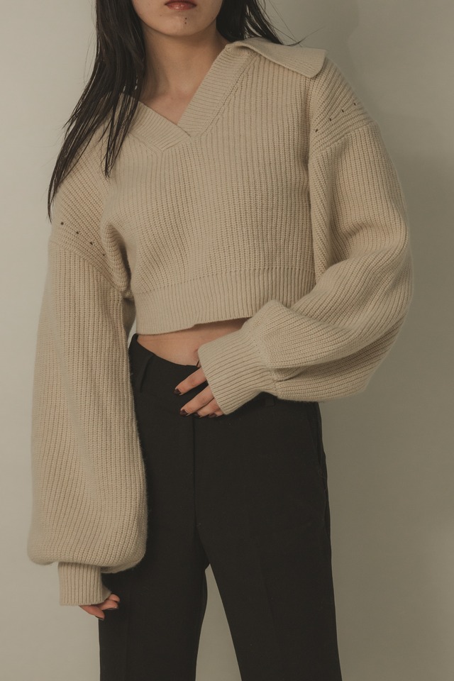 Big collar cropped knit