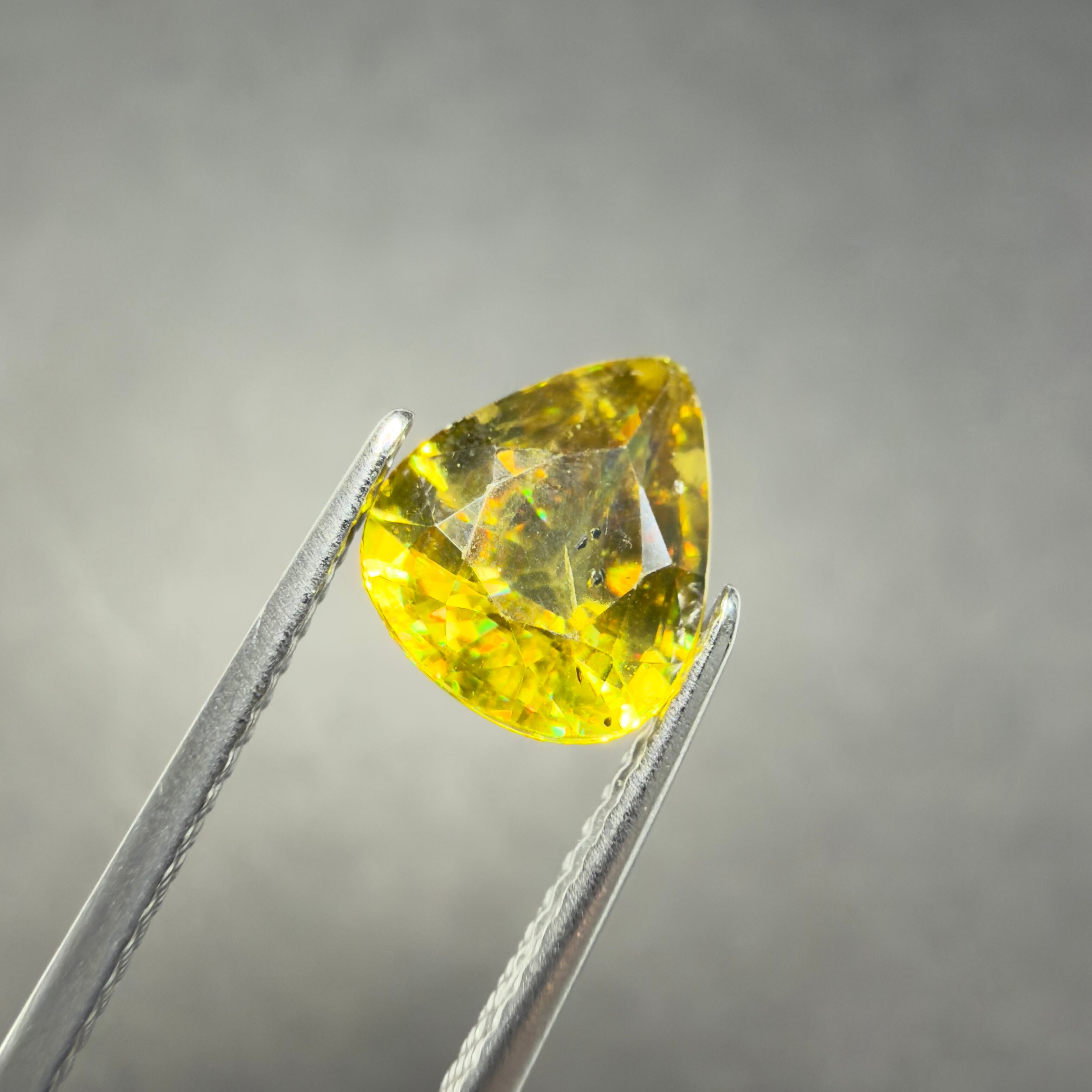 ルチルクォーツ】 7.17ct | たからいしルース オンラインショップ