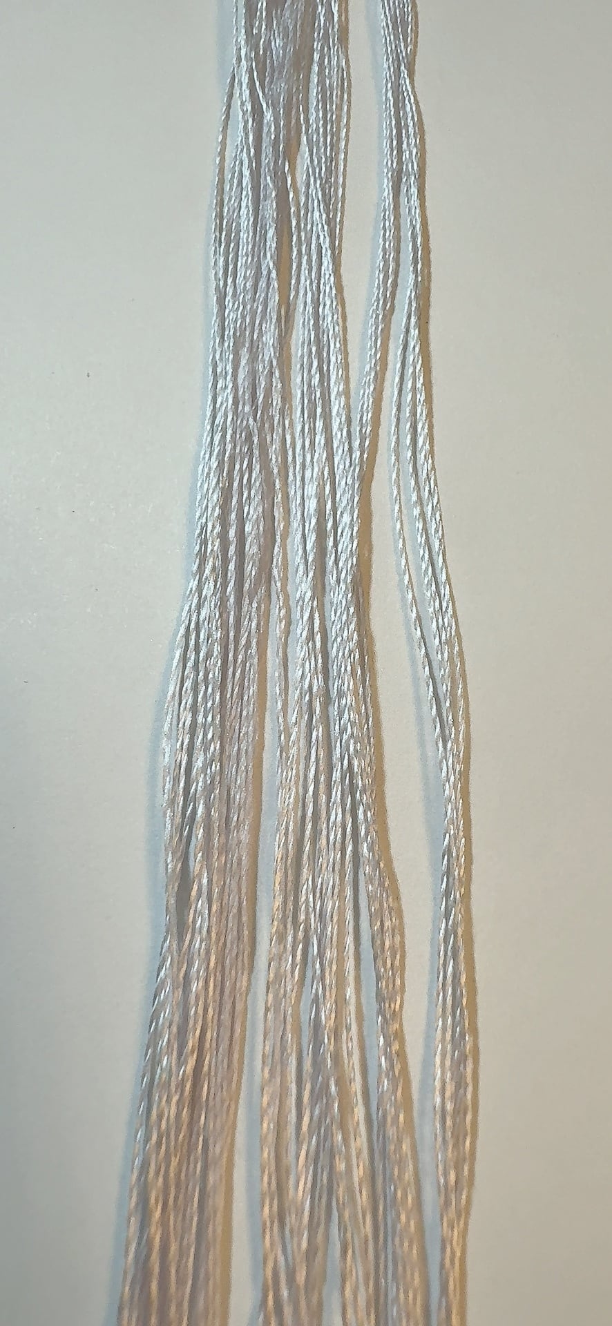 《優雅な水浅葱色》日本刺繍　絹撚り糸1g 太さ2本1本