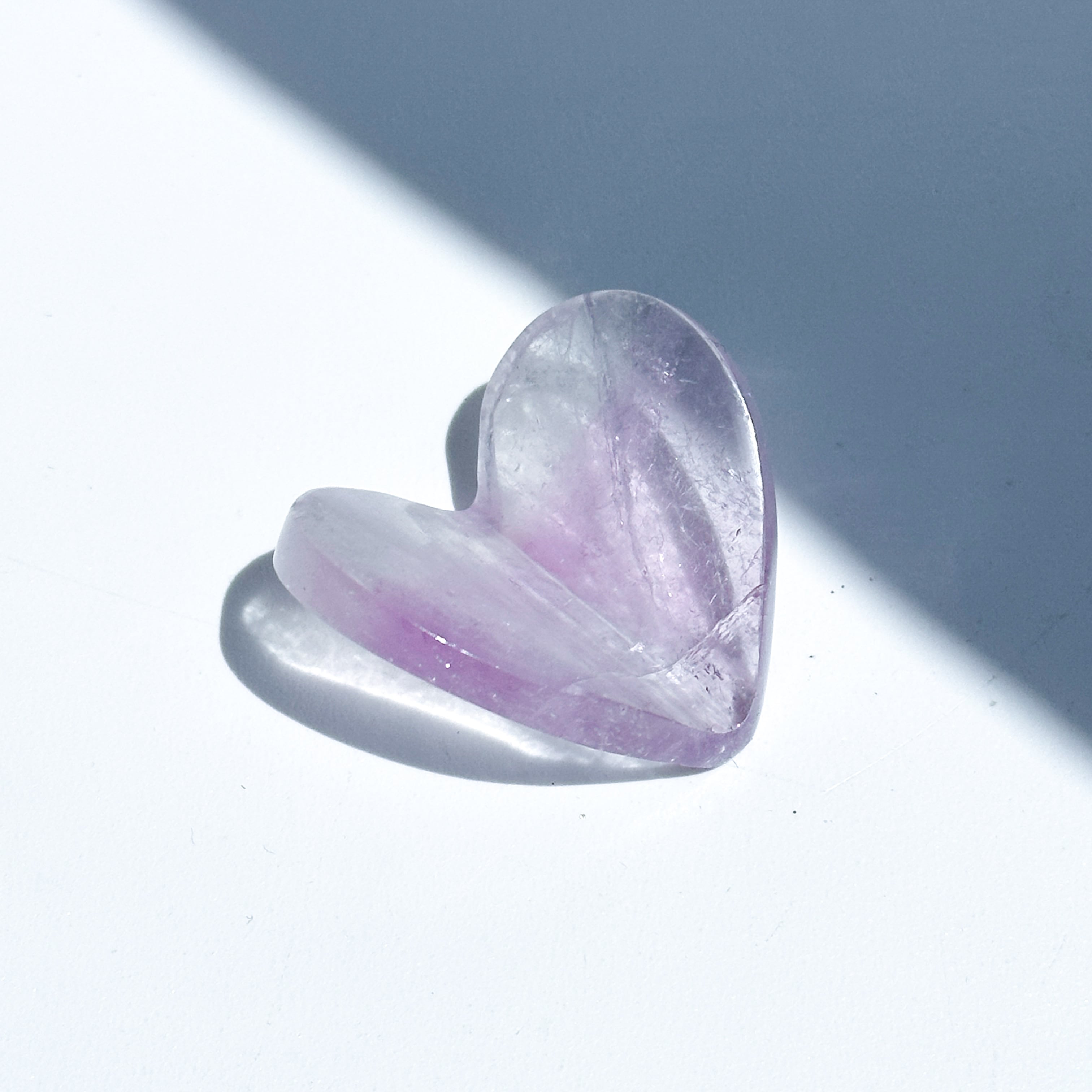 アメジスト 3Dハート 01♡Amethyst heart ♡天然石・鉱物