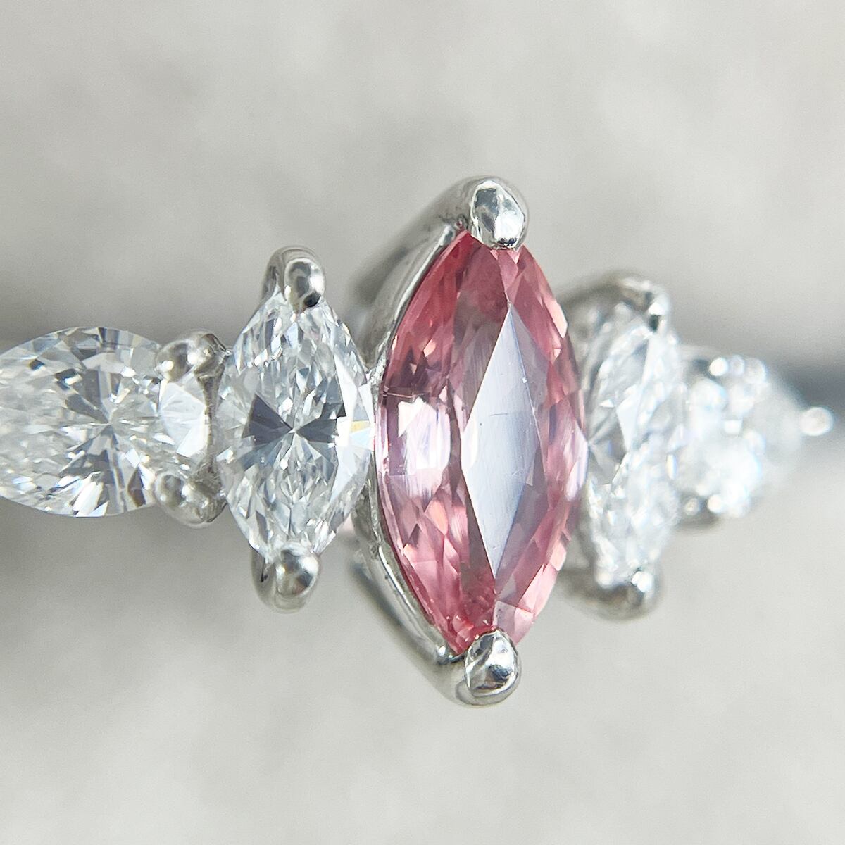 Pt900 天然タンザナイト 1.26ct ダイヤモンド 0.14ct リング