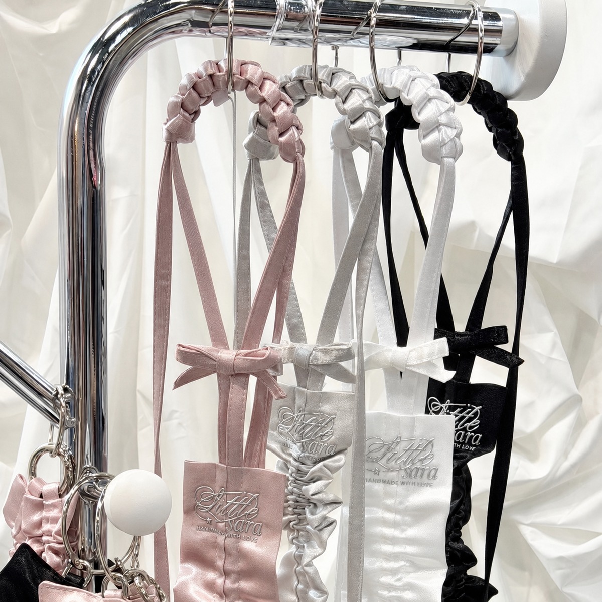 予約［littlesara］satin frill leash（4color）リード | ropet