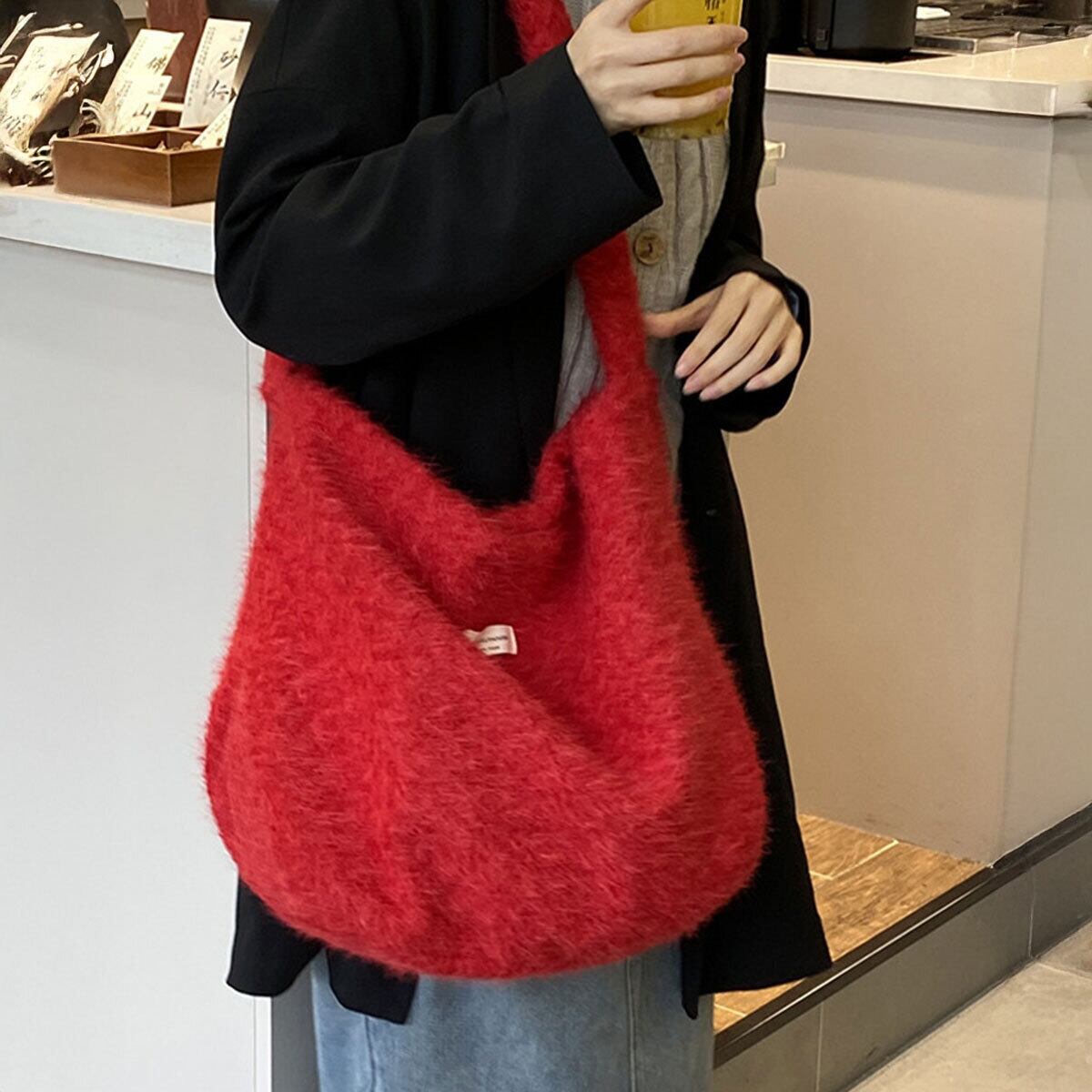 ニット トートバッグ レディース ポーチ付き バッグ 韓国 ふわふわ 大容量 折りたたみ 通勤 通学 春秋冬 ショルダー カジュアル マザーズバッグ 大人可愛い 大人女子