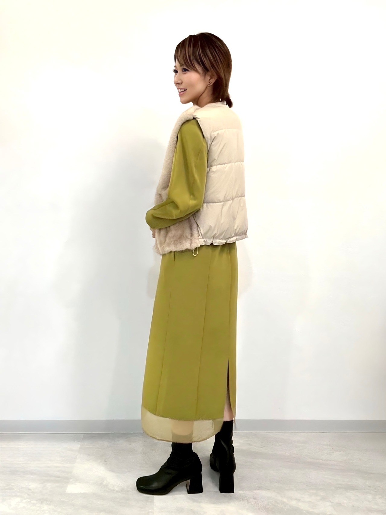 ダウンファーベスト