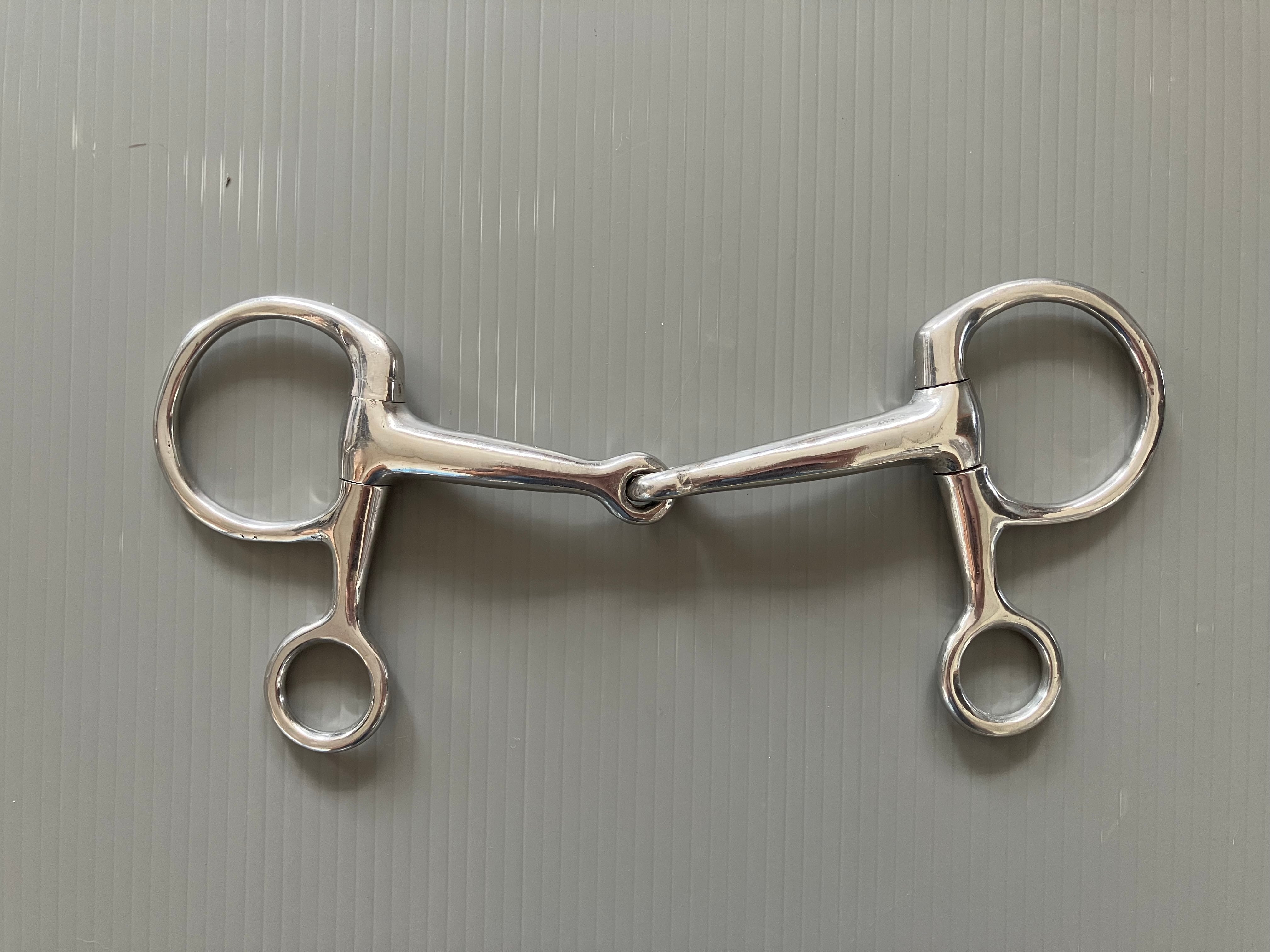 メーカー | 格安 馬具 アウトレット 中古鞍 乗馬用品 カケハムポニークラブ