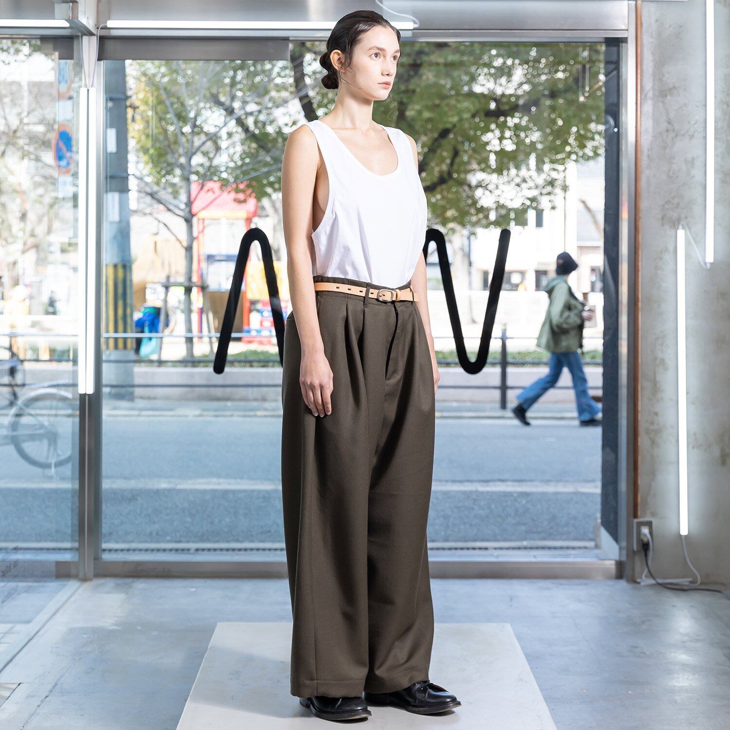 VOAAOV BISHU WOOL ONI SURGE Tuck Wide Pants (OLV) VOPT-K44 | IAAAM