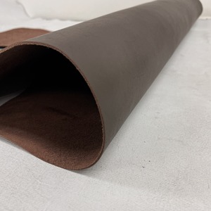 牛革　ヌメ　こげちゃいろ　【約42ds / 約1.7mm厚】L11F-006