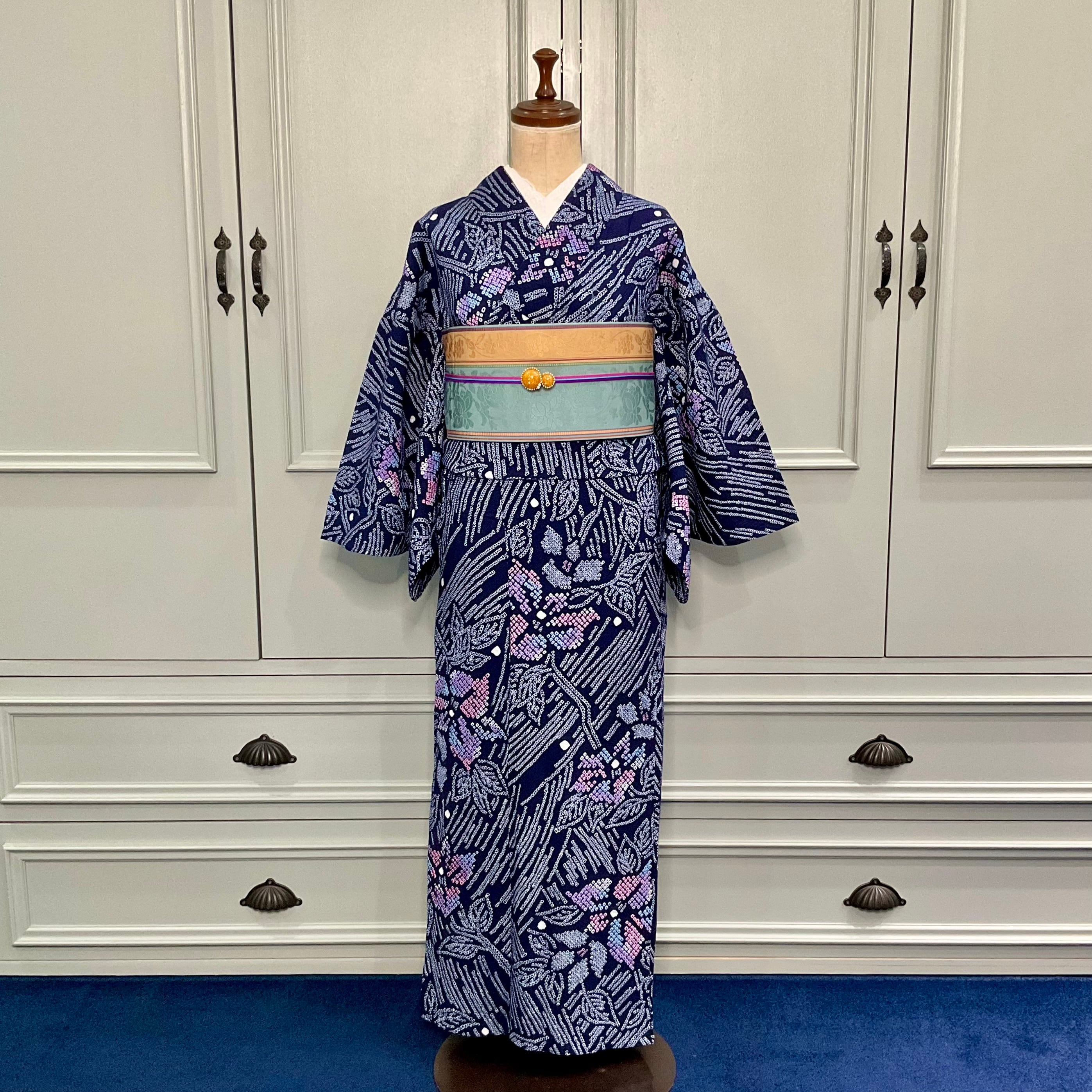 夏宵モザイク＊花 藍 ネイビー 紺 有松鳴海絞り浴衣 B675 | kimono tento