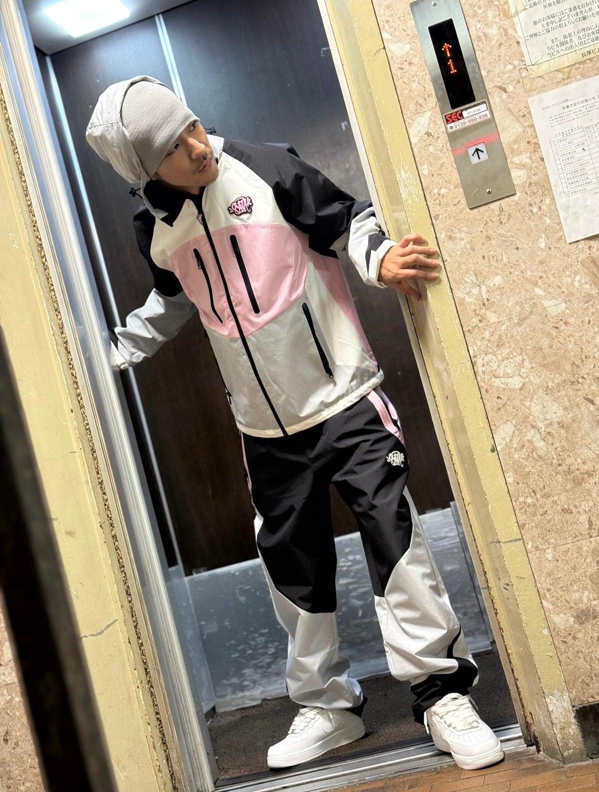 SYNA WORLD -Dynamic Track Jacket- Grey / Pink | Highflyer
