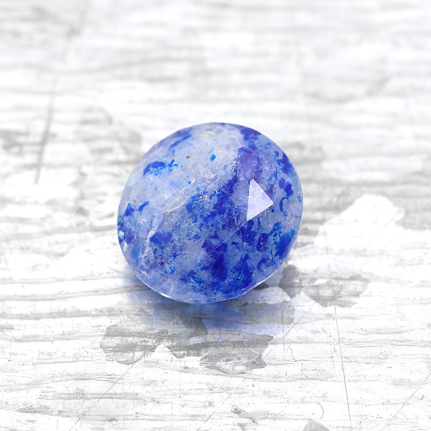 ラズライトインソーダライト 0.96ct ラウンド | 色石堂