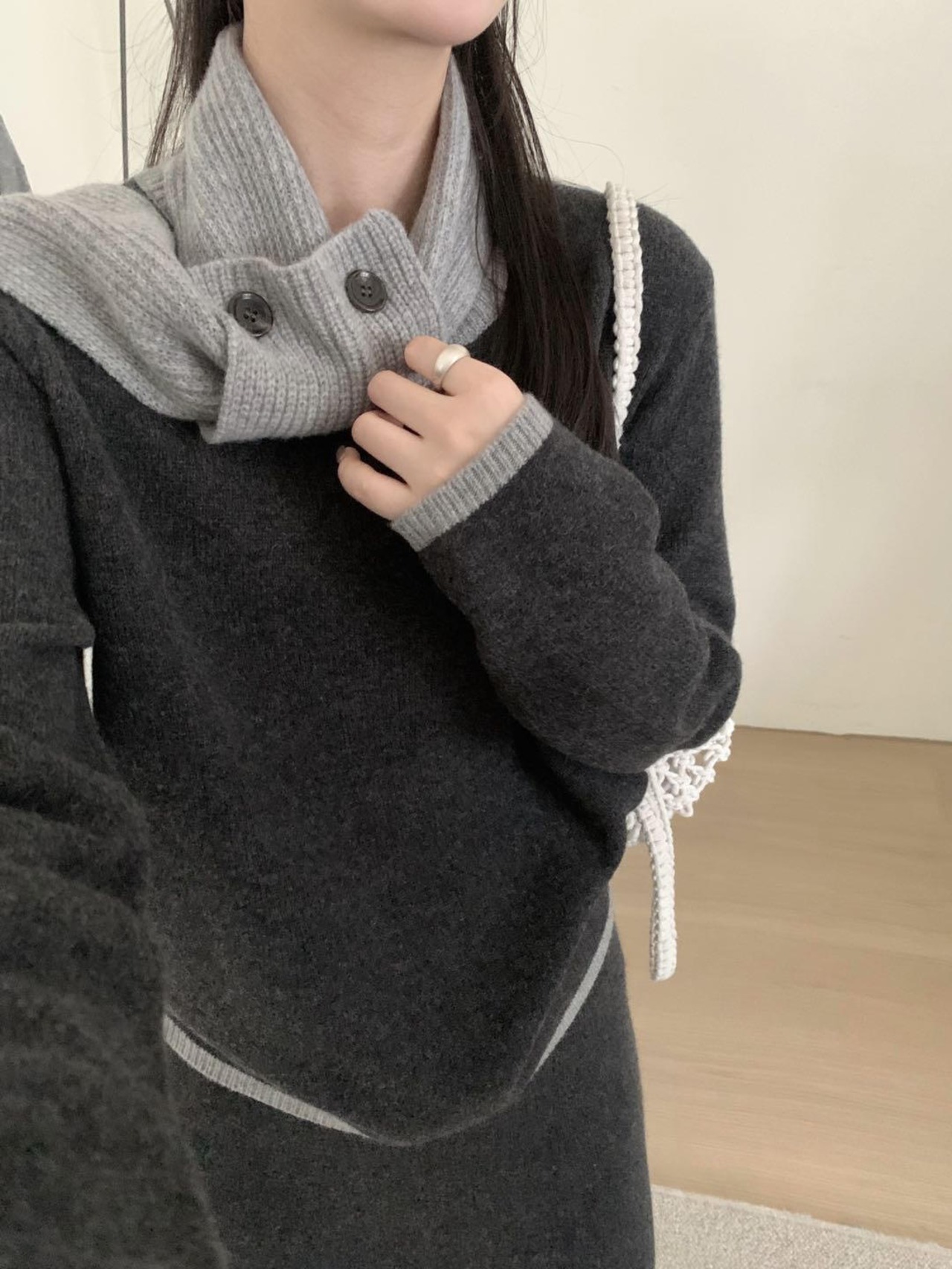 ニットトップス・スカート・スヌード3点セット