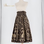 フラダンス 衣装 パウスカート ベージュ系 ハワイアンプリント カヒコ柄 エムエムジェイ 日本製 MMJ ボヘミアン柄 幾何学模様 ダンス衣装 ハワイアンダンス レディース ブラウン系 スカート おしゃれ 大人っぽい 上品 フラ ハワイアン ルイス柄 柄スカート リゾート コットン混 綿混 ポリエステル 綿 ミモレ丈風 シック 大人 きれいめ フォーマル 旅行衣装 ダンス用衣装 ステージ衣装 発表会 イベント ドレス レディーズ 婦人 コーディネート 着回し