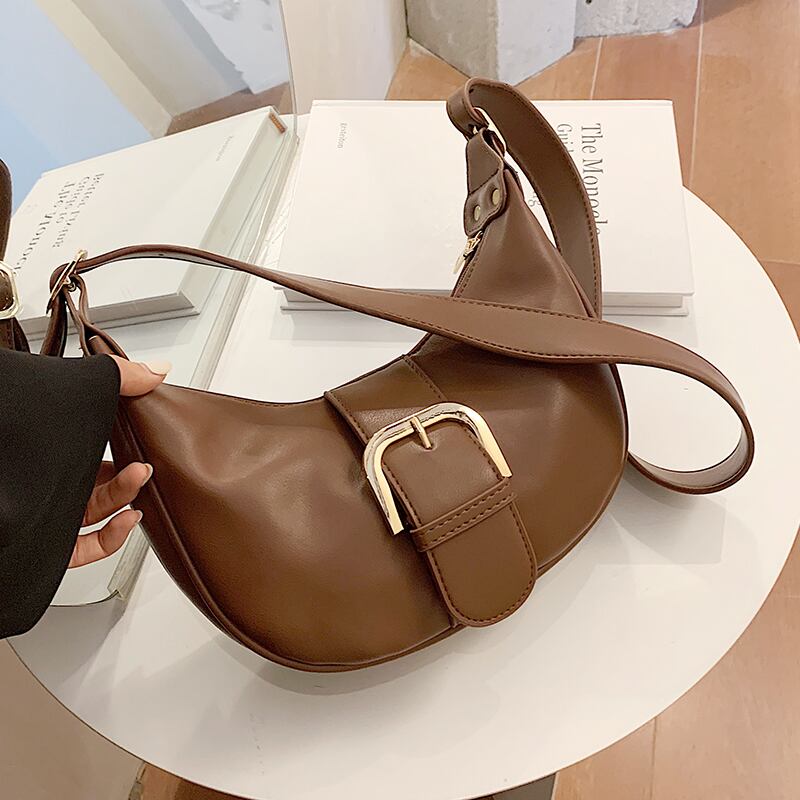 オールマッチインレディーススモールバッグ2020新しいトレンディなファッションニッチデザインワンショルダー脇の下バッグネットレッドメッセンジャーバッグ Tiancai_Wing_Bag67518845059