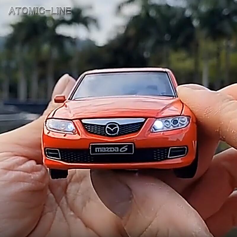 マツダ MAZDA6 1/32 ミニカー 全4色 ヘッドライト点灯 合金モデル 模型