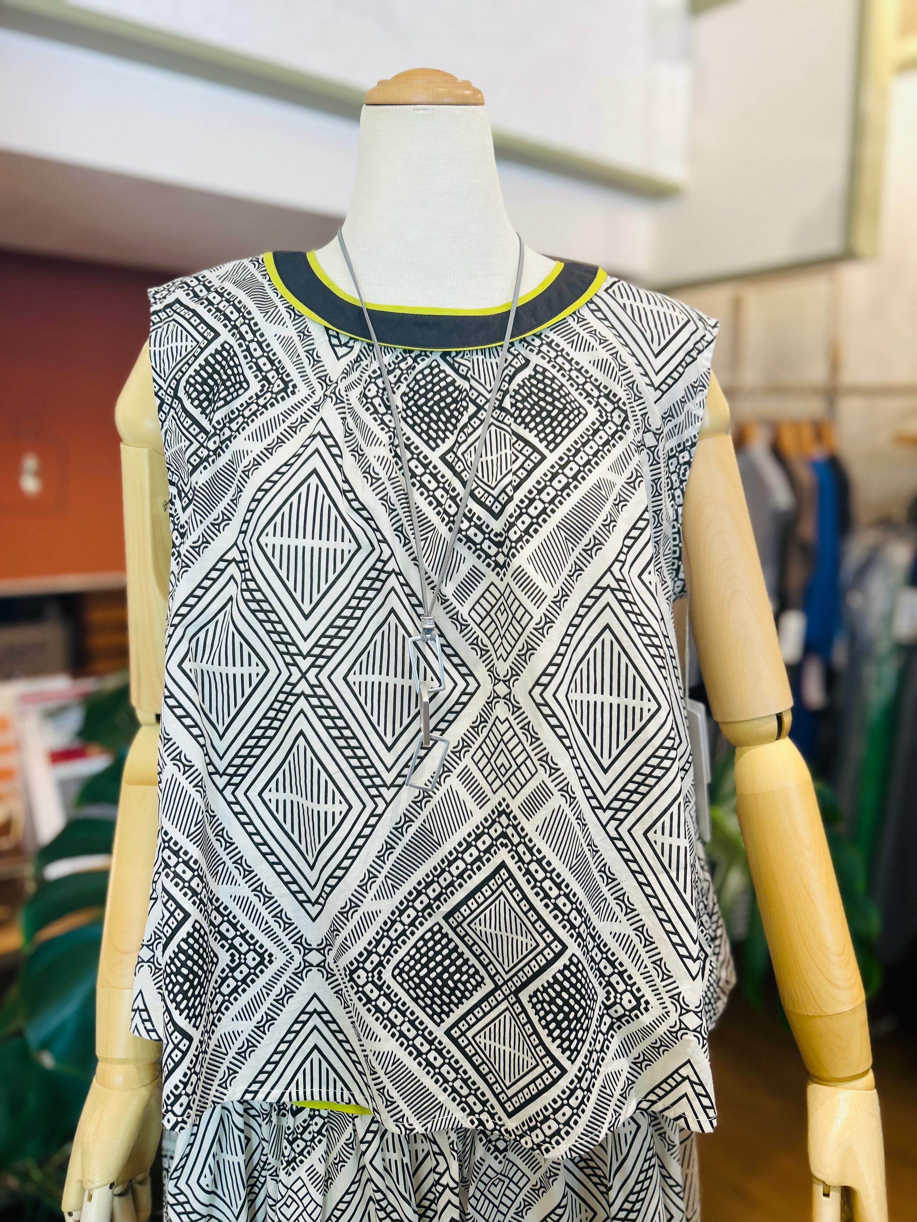 幾何学模様のセットアップ | セレクトショップ N.GREEN suizenji