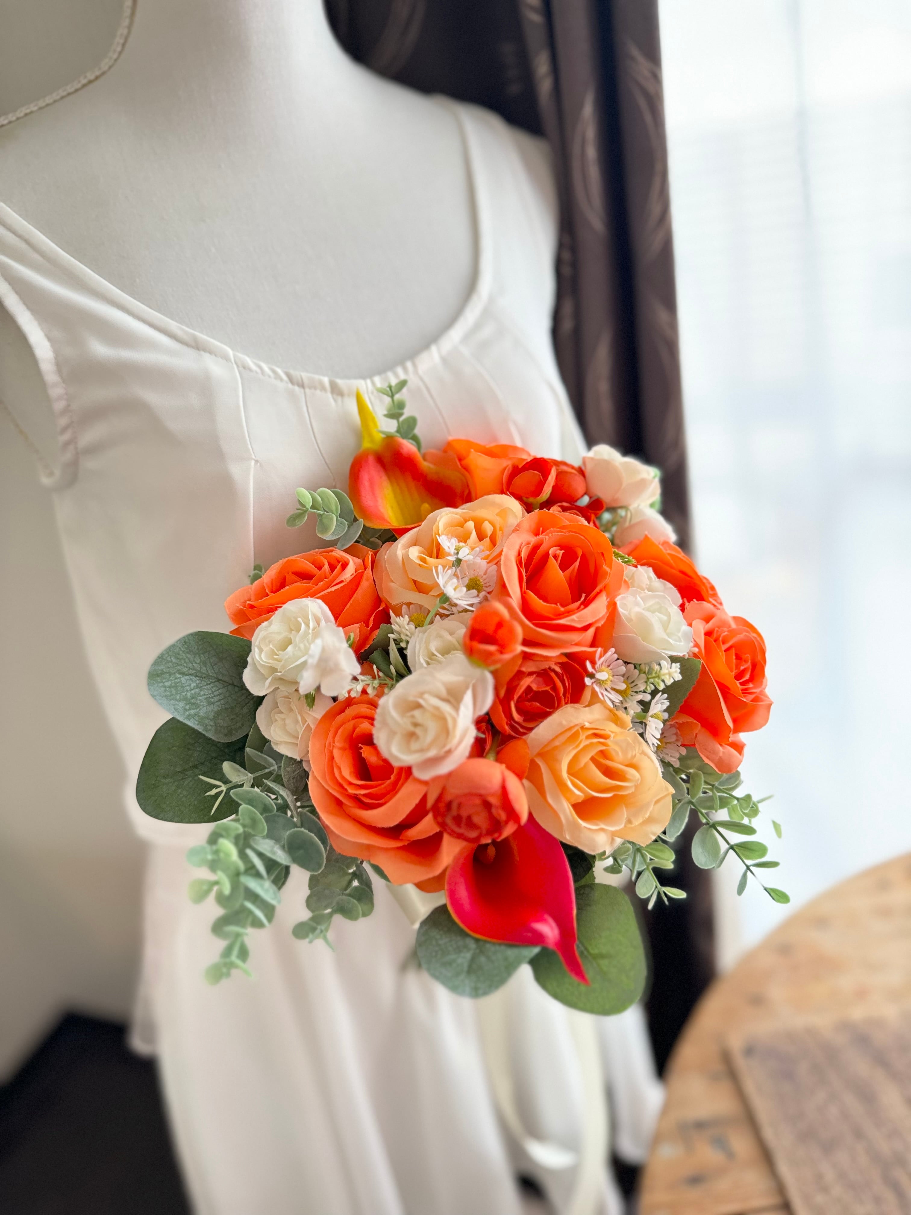 濃いオレンジクラッチブーケ☆ | houkiboshi