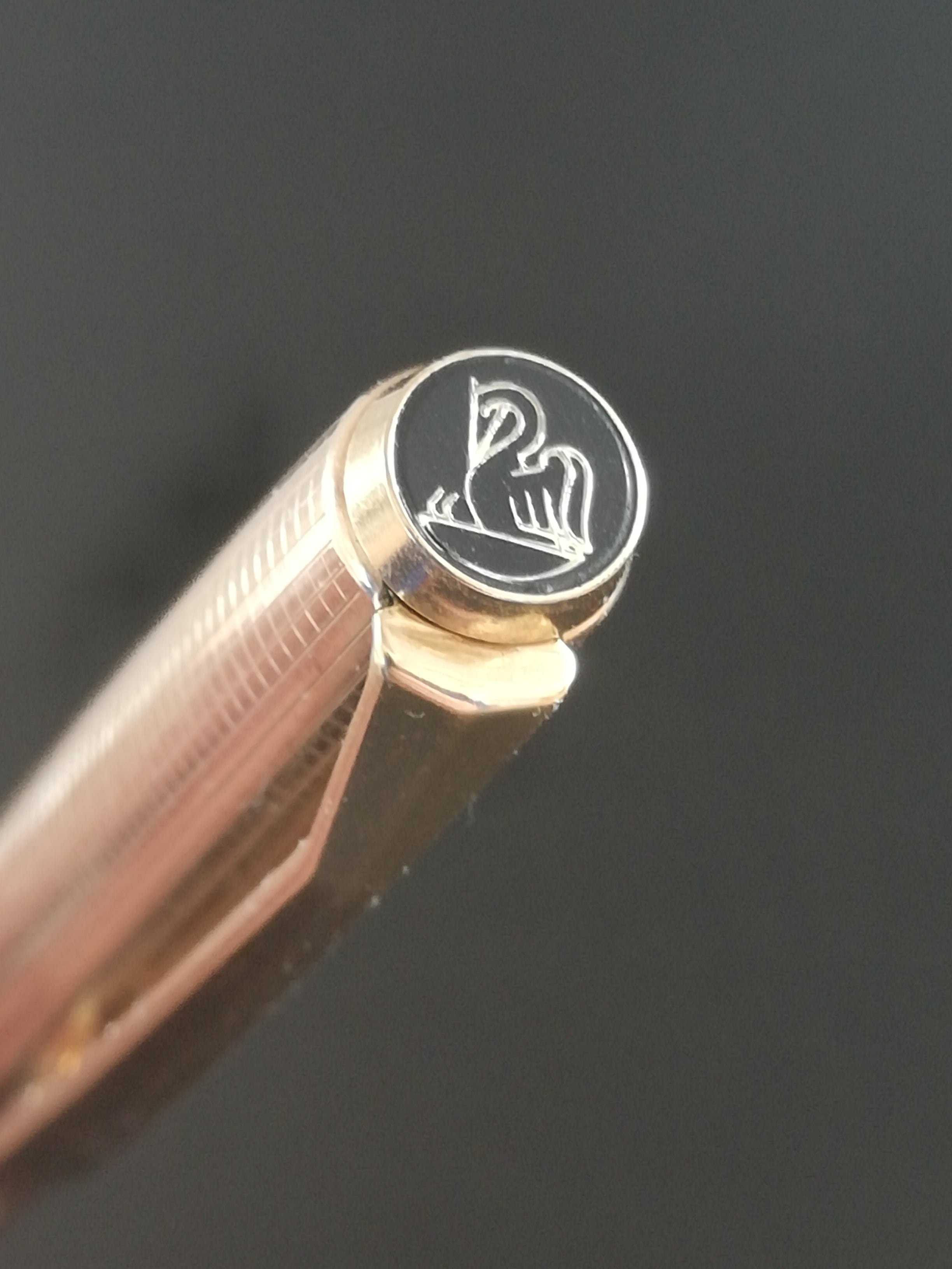 ペリカン　ロールドゴールド　万年筆 70s ペリカン M495 ロールドゴールド Pelikan M495 （中字） 18C