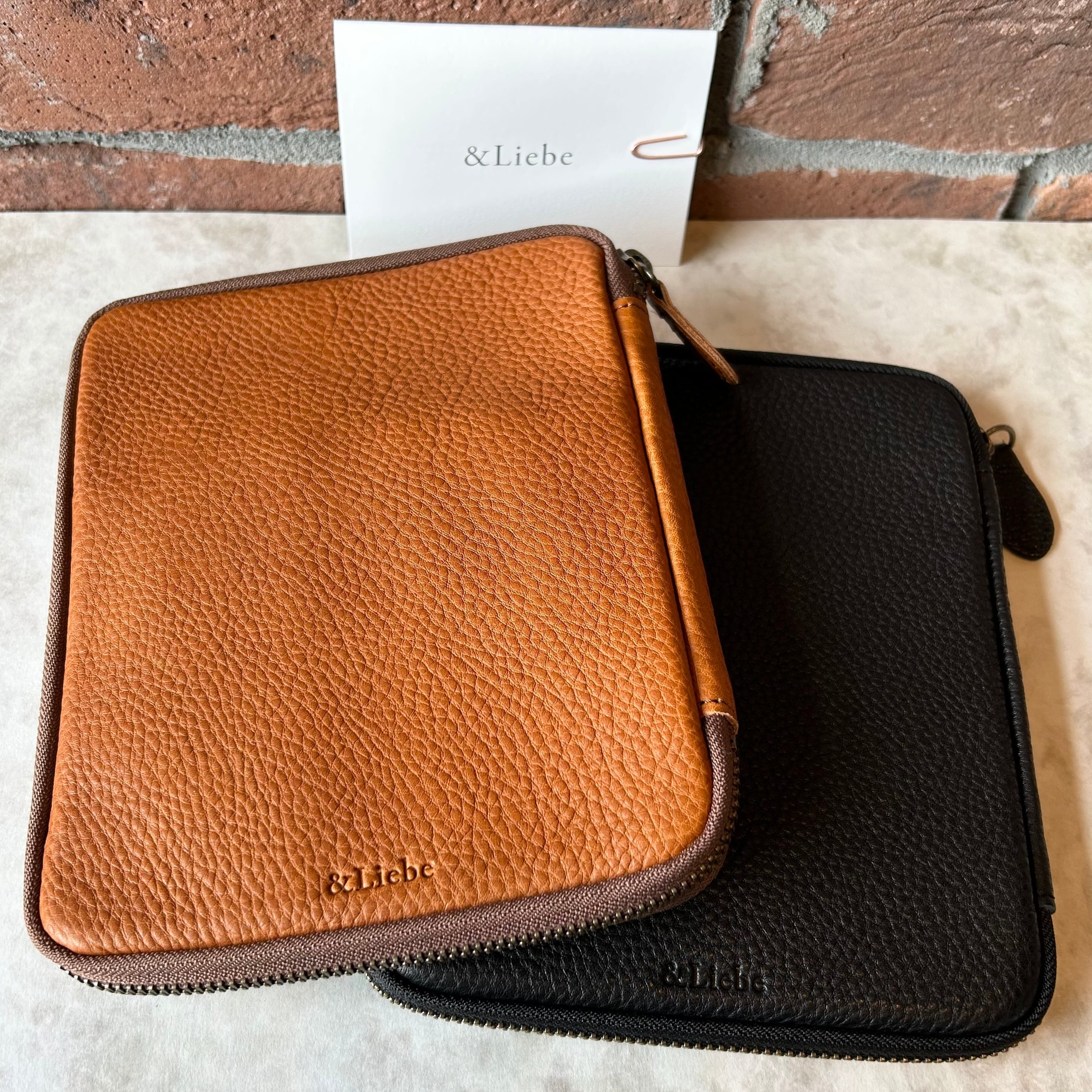 ＆Liebe「開くたび、ときめく 文具ポーチ（ぺブルヌメ革）」／5本差し