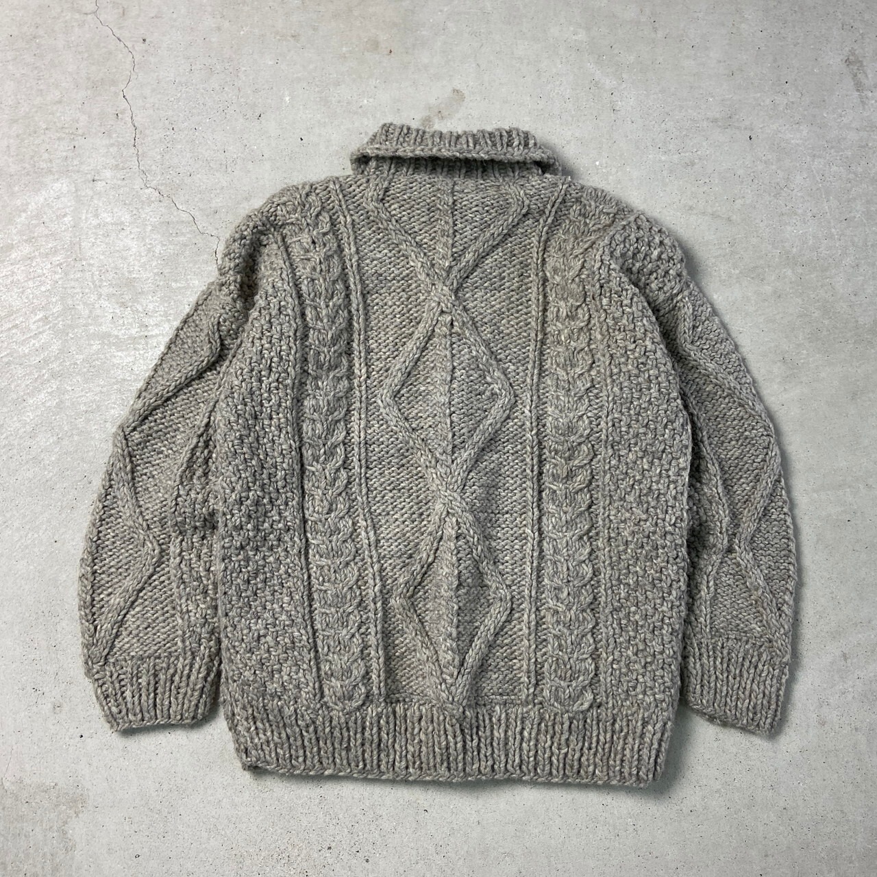 ISHKA エクアドルニット ハンドニット ウールニットセーター ニット 