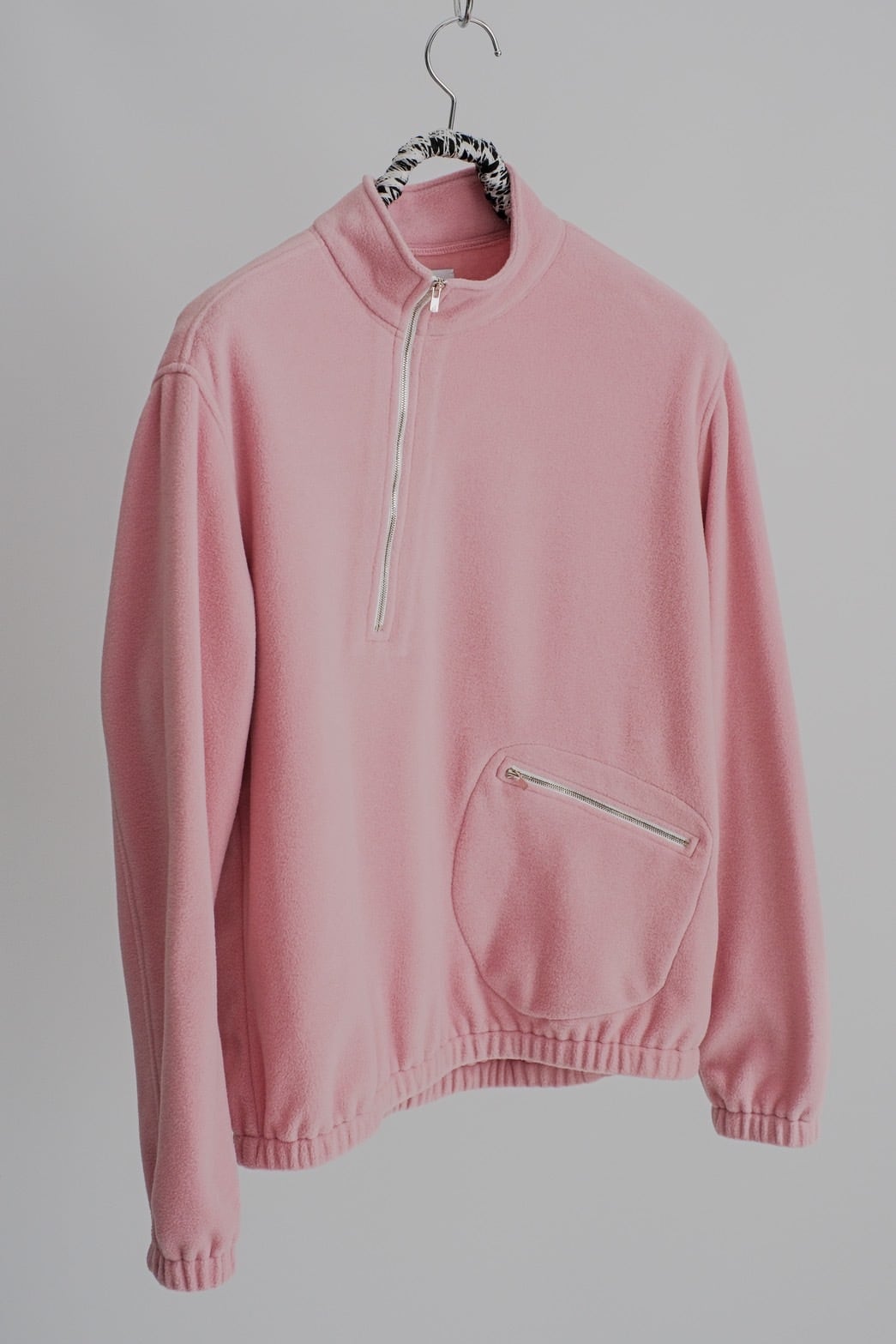 【ADAPTART】SLANT HALF ZIP FLEECE(PRE ORDER)