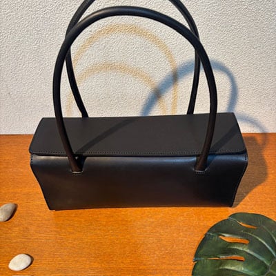 B.stuff オケージョンにも!ハンドバッグ