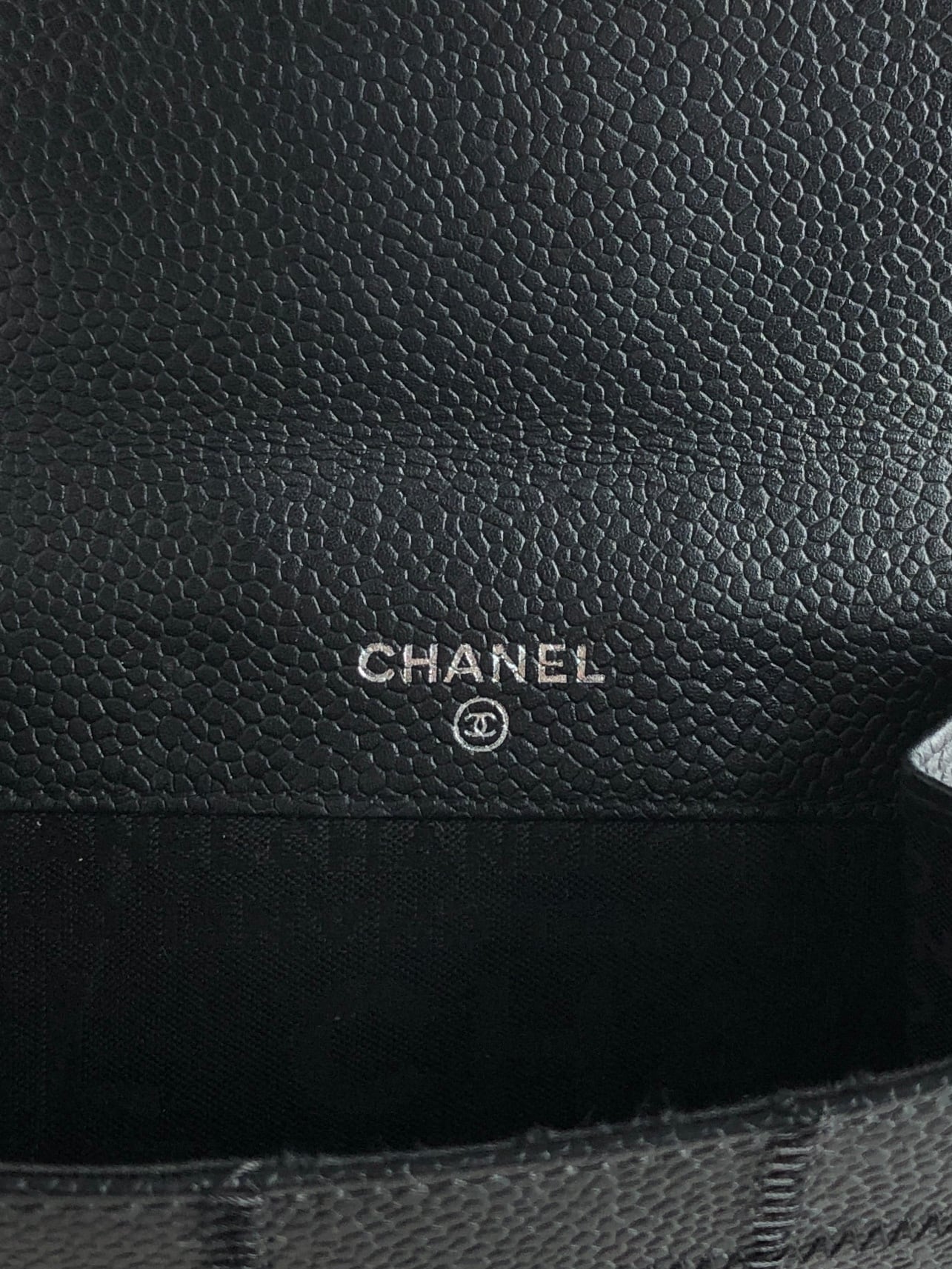 CHANEL シャネル チョコバー 財布 ブラック ロゴ キャビアスキン 二