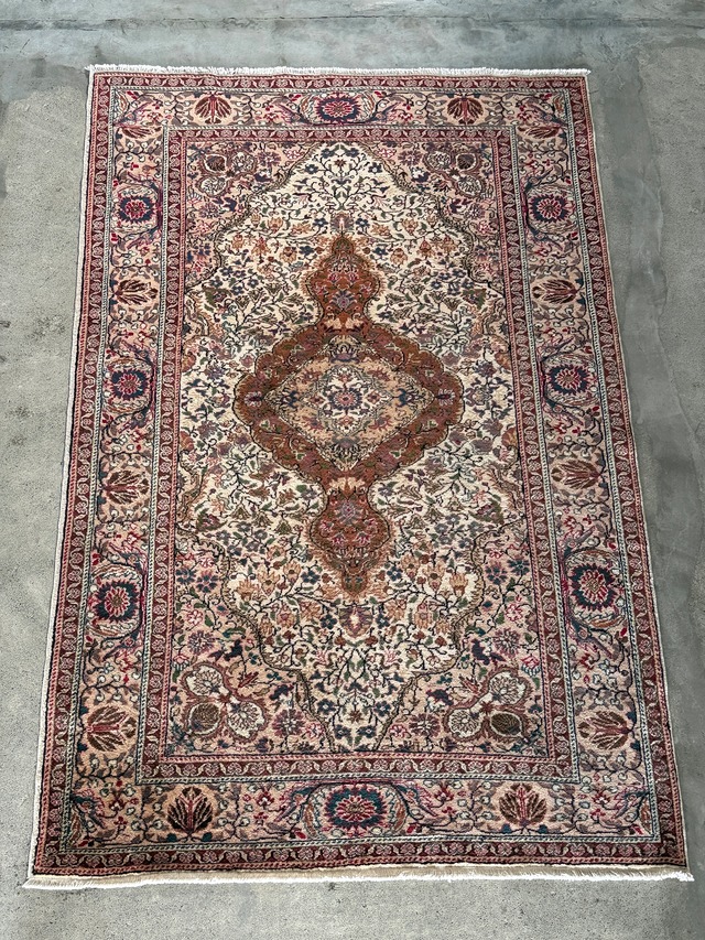 【送料込み】Kayseri カイセリ   デッドストック　未使用品　ヴィンテージラグ   TRB4536